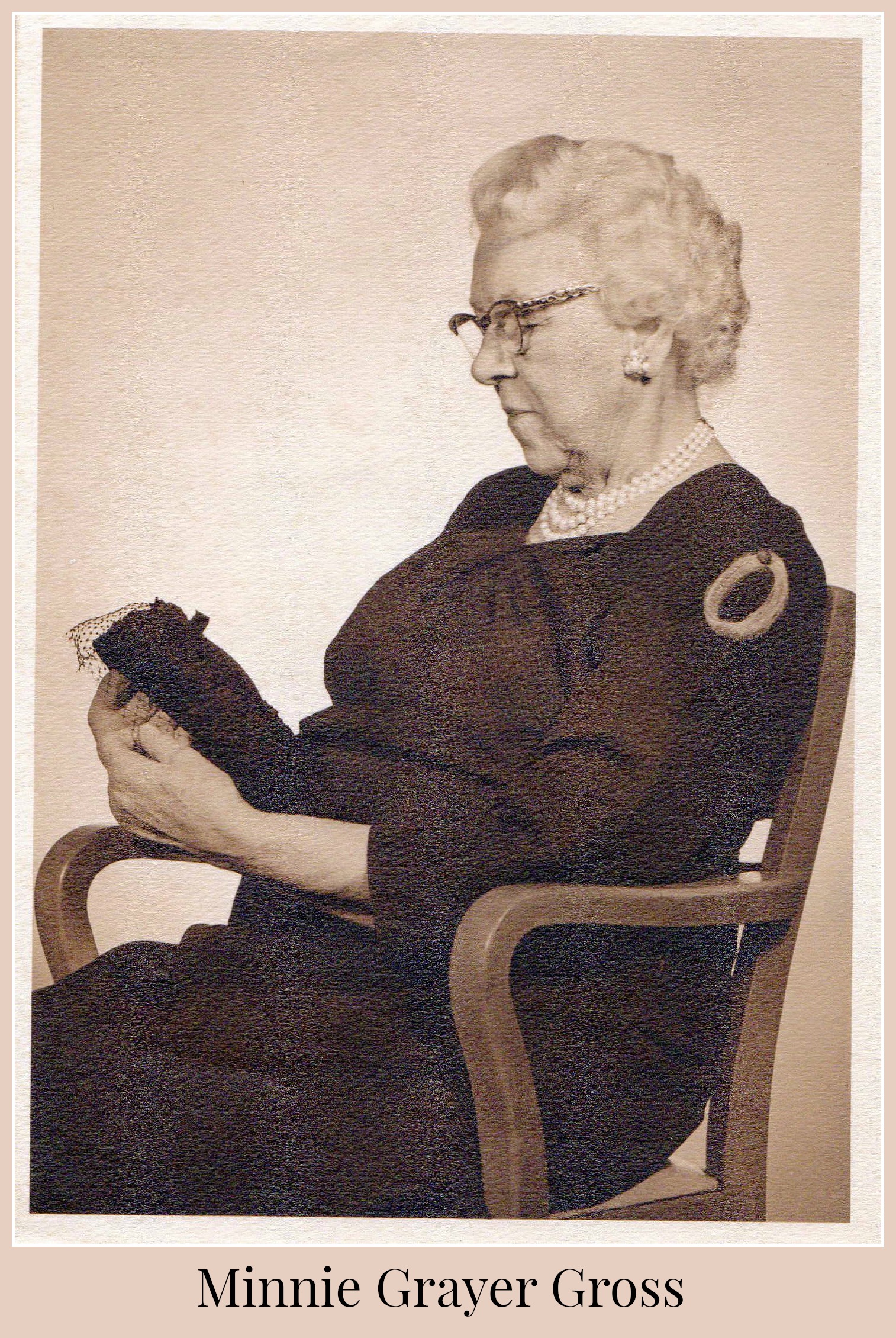 Minnie Grayer Gross portrait.jpg